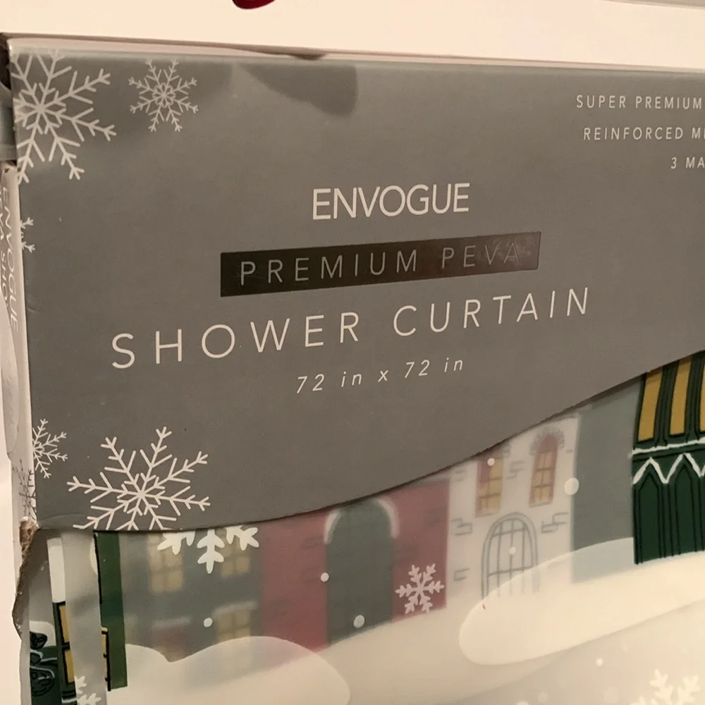 Envogue Christmas Village Shower Curtain